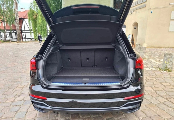 Audi Q3 cena 149300 przebieg: 27000, rok produkcji 2020 z Słupsk małe 56